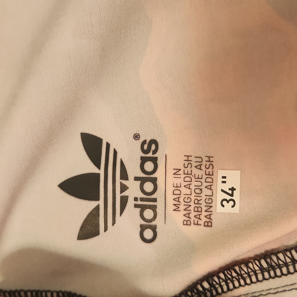 Men's Adidas shorts - Picture 6 of 7